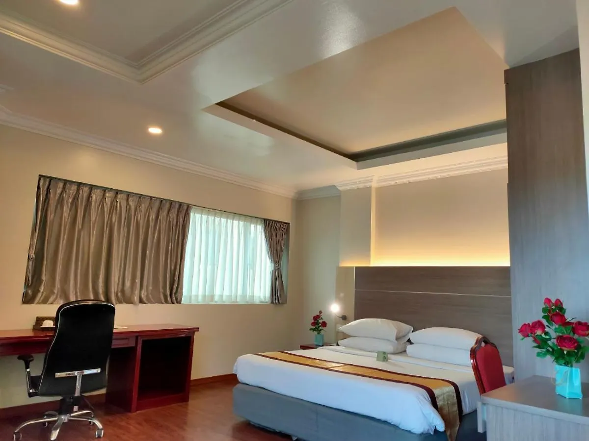 Hotel Grand United - Ahlone Branch Yangon 4*,