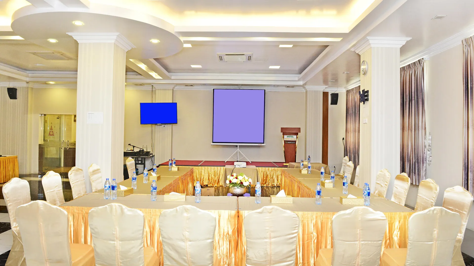 Hotel Grand United - Ahlone Branch Yangon